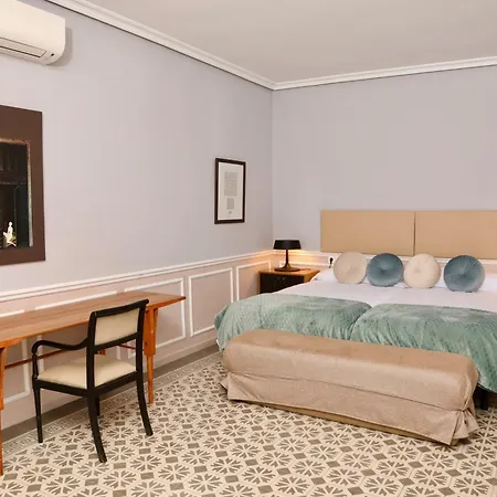 Ds Palacio De La Luna Córdoba